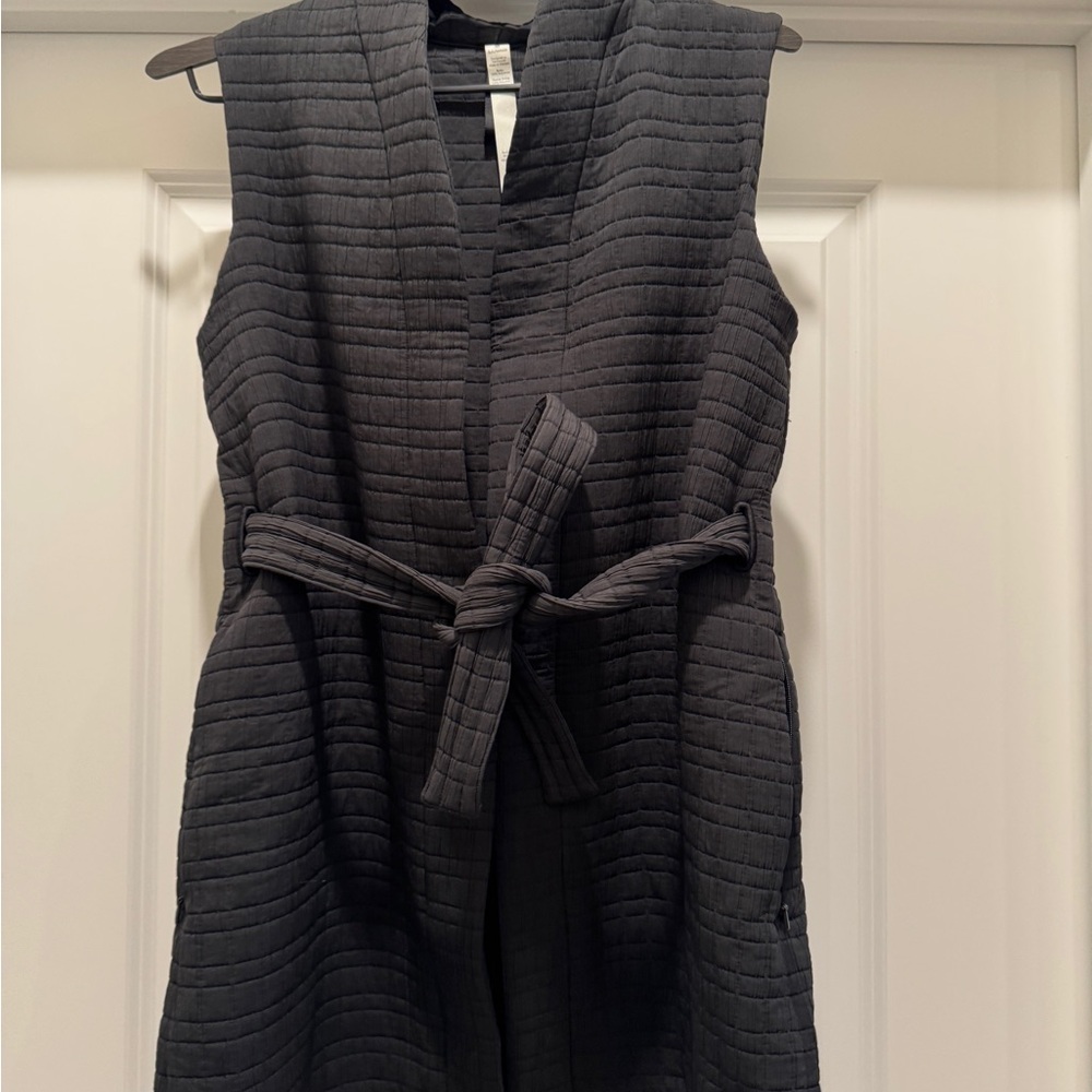 Lululemon Black Quilted Vest